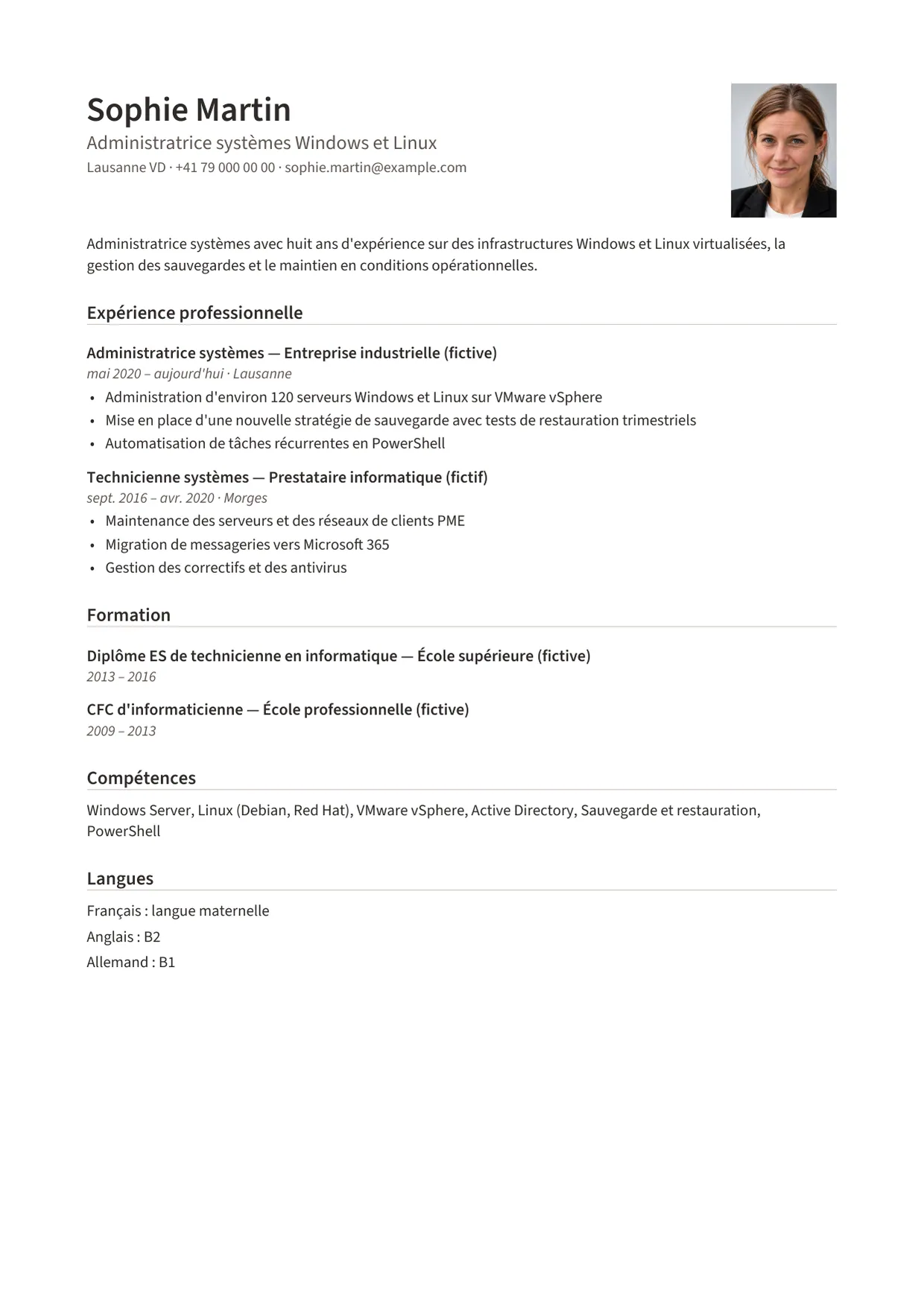 Exemple de CV fictif au nom de Sophie Martin