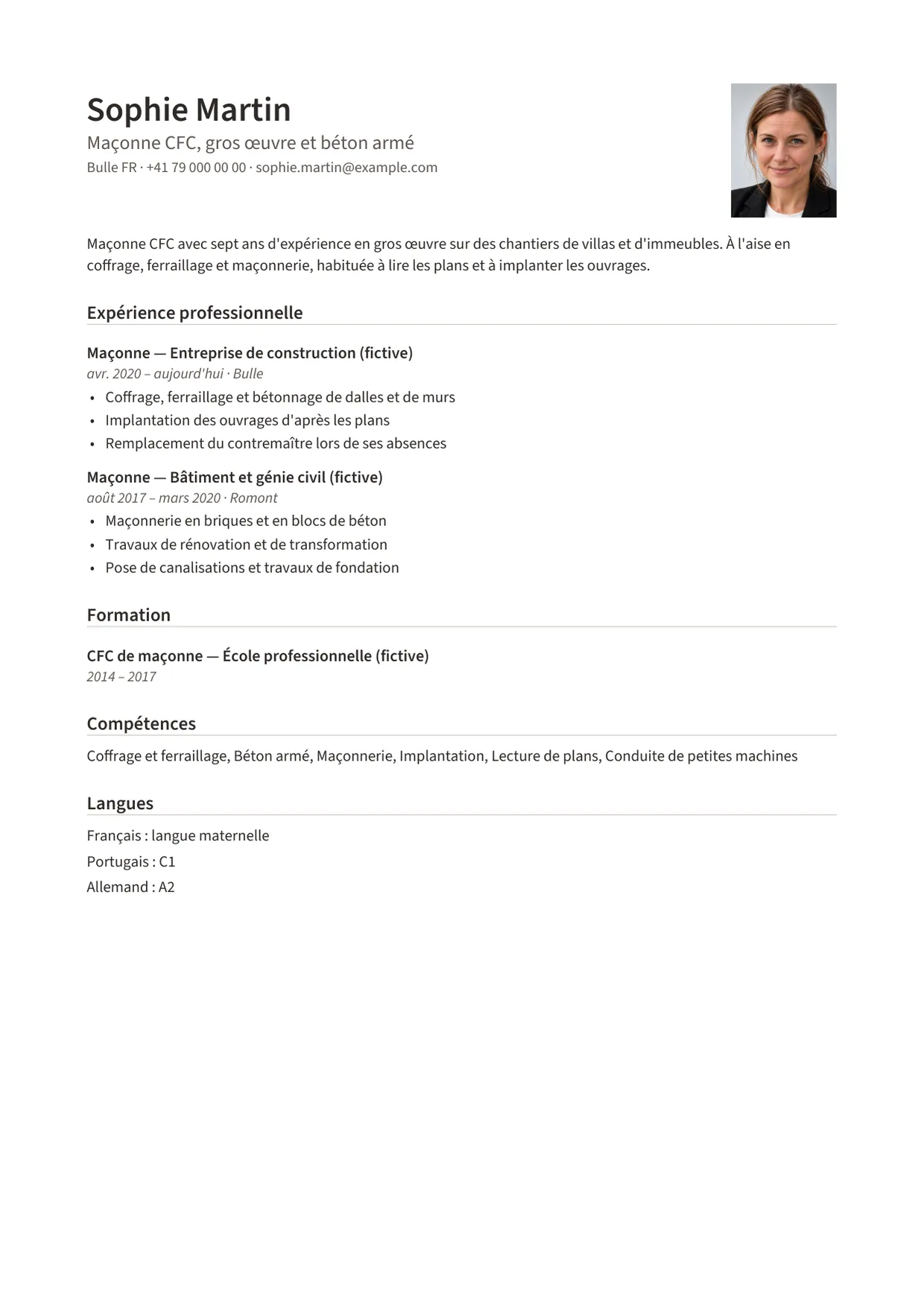 Exemple de CV fictif au nom de Sophie Martin