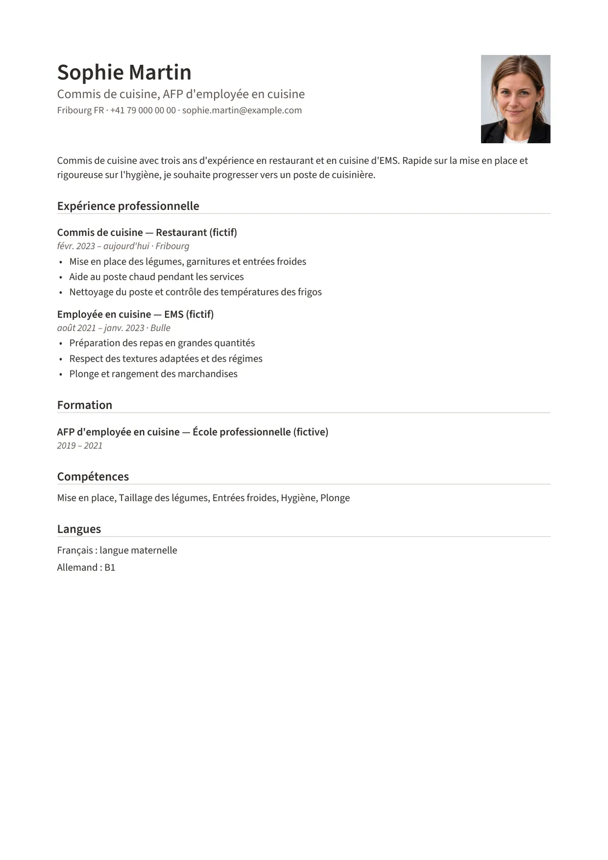 Exemple de CV fictif au nom de Sophie Martin