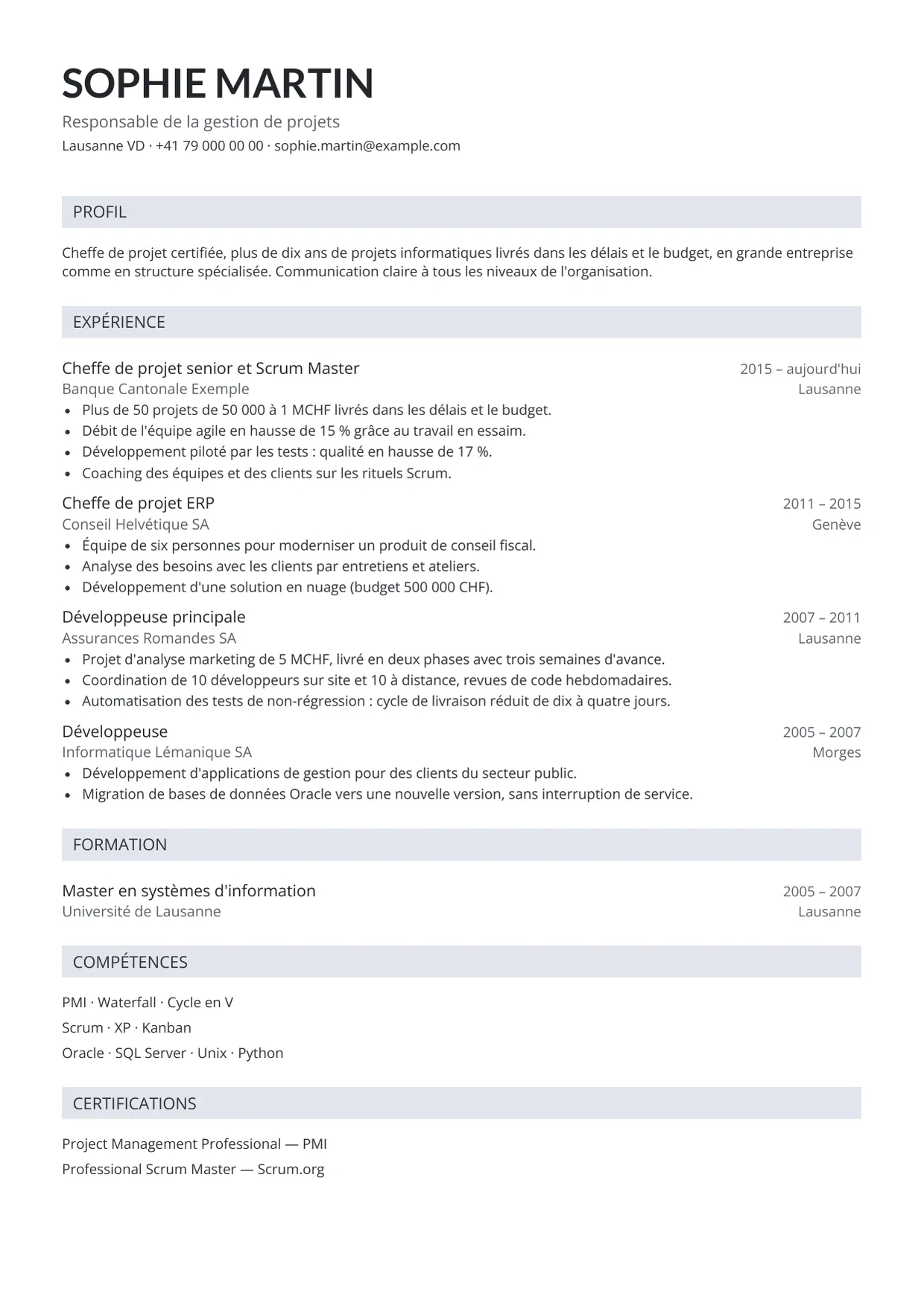 Exemple de CV fictif au nom de Sophie Martin, modèle Essentiel